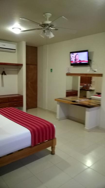 Auto Hotel Paraiso Inn Palenque Kamer foto