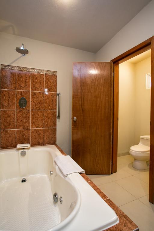 Auto Hotel Paraiso Inn Palenque Kamer foto