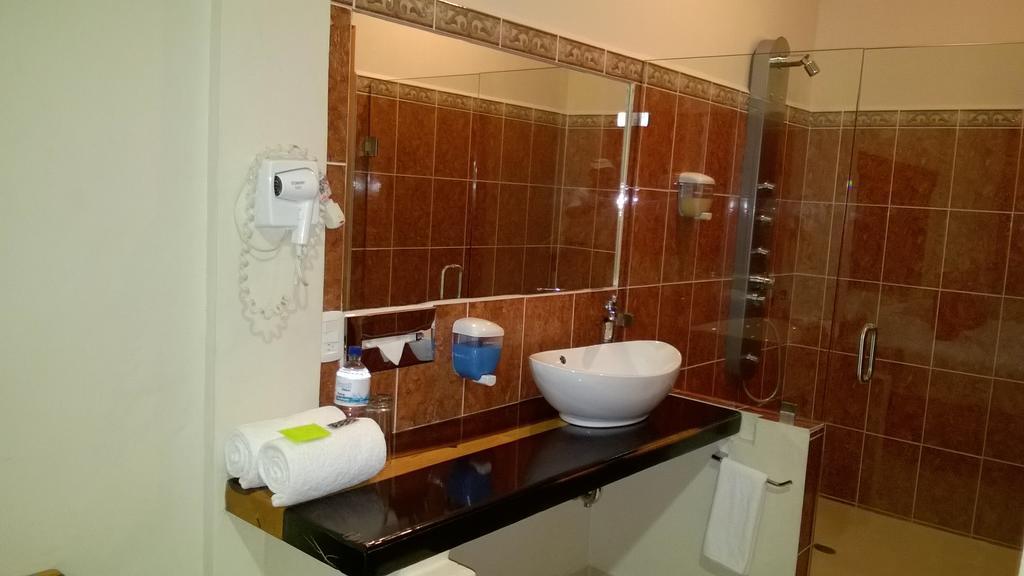 Auto Hotel Paraiso Inn Palenque Kamer foto